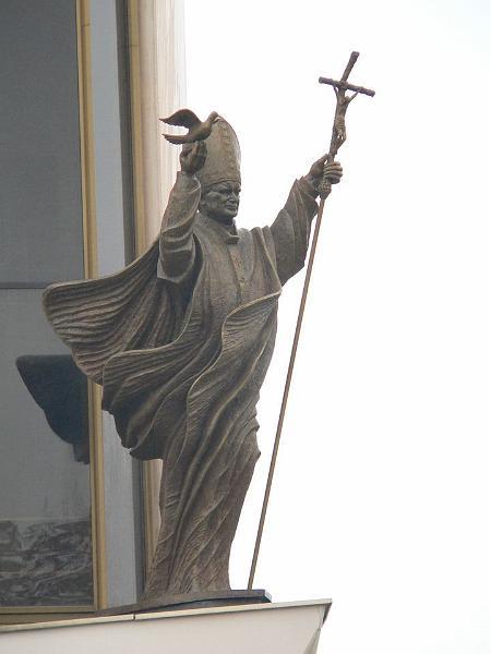 07 KrakowWawelLagiewniki.jpg